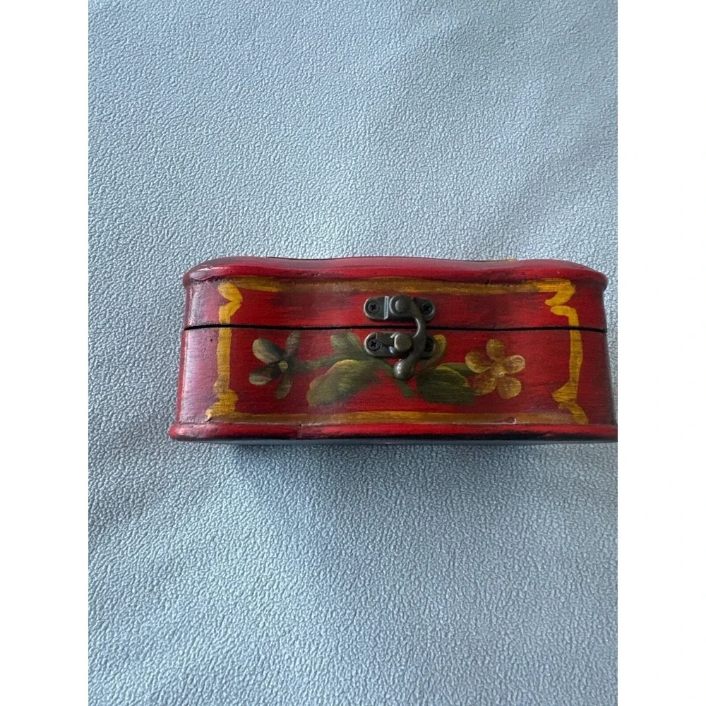 Vintage Box Floral Tole Painted Wooden Jewelry Trinket Box Hinged Lid Red Boho